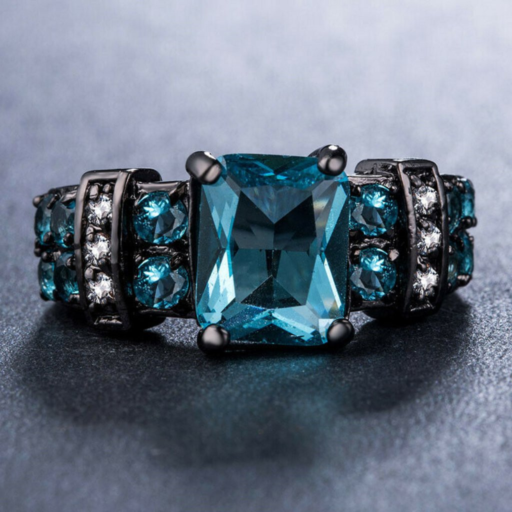14k Black Gold Plated Emerald Cut Aquamarine Ring 28$